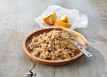 Müsli med mjölk i schweizisk stil